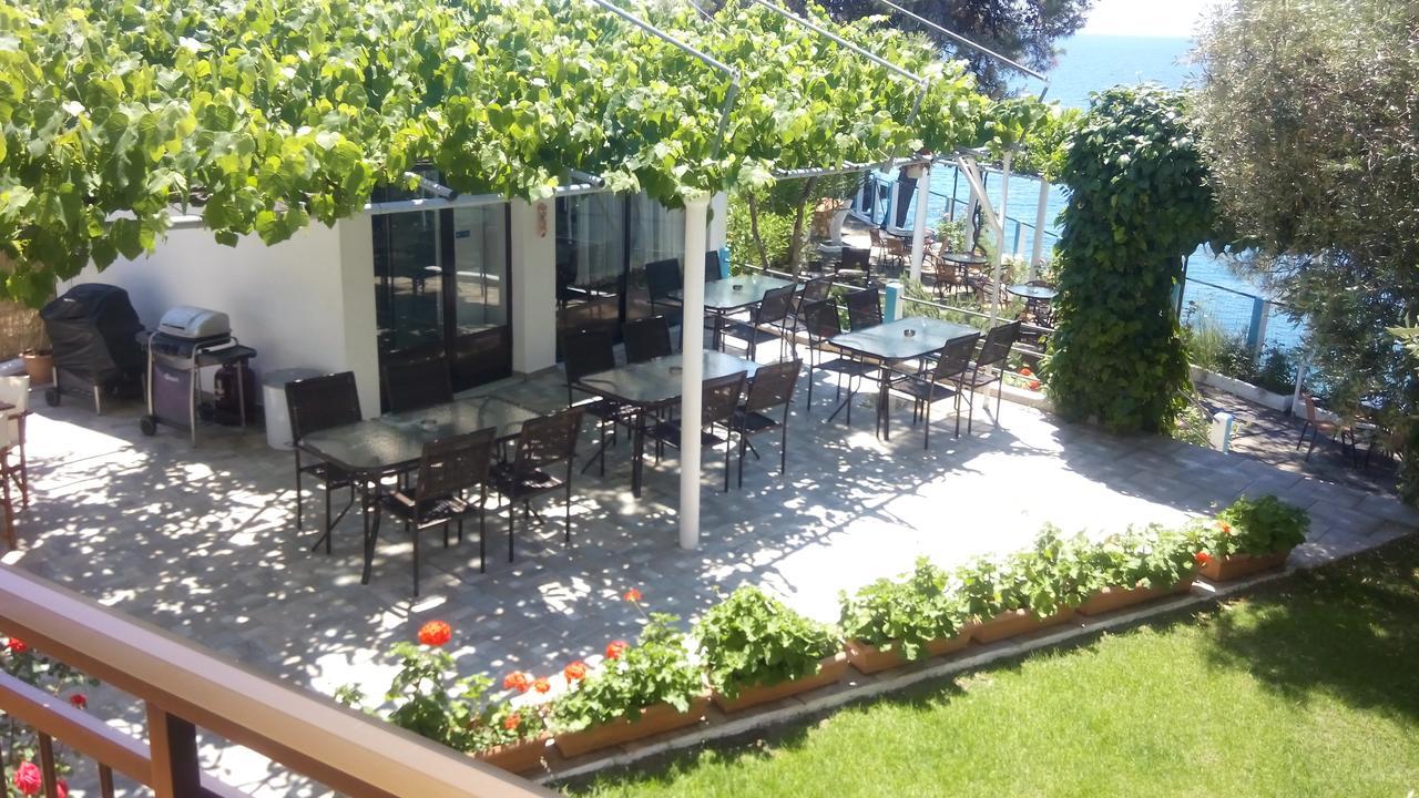 Gorgona Rooms Aliki  Exterior photo