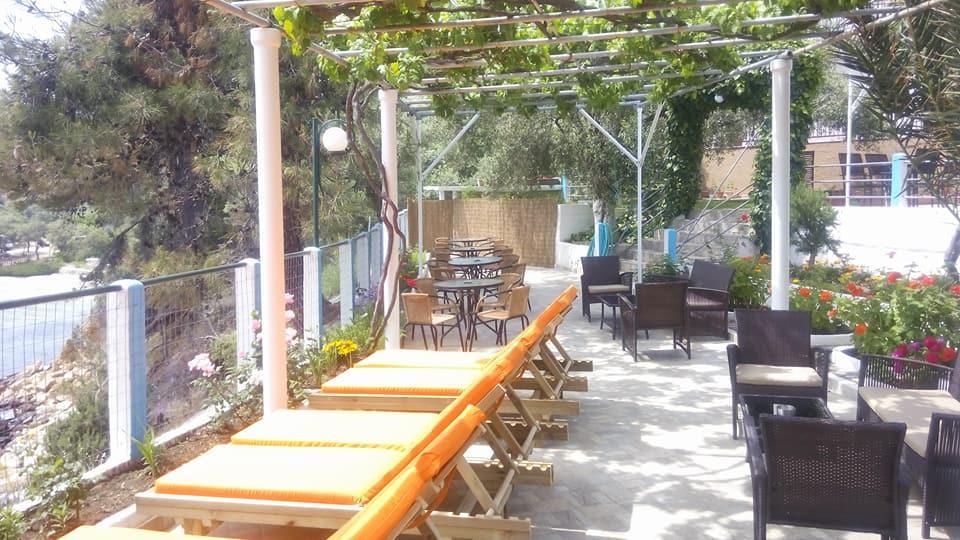 Gorgona Rooms Aliki  Exterior photo